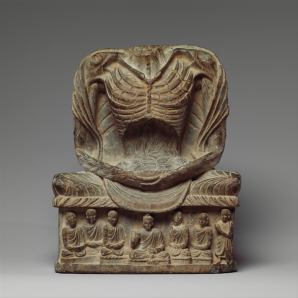 Fasting Buddha Shakyamuni and Gandharan Anatomical Expression Emaciated fasting Buddha Shakyamuni from Gandhara showing intense anatomical modelling