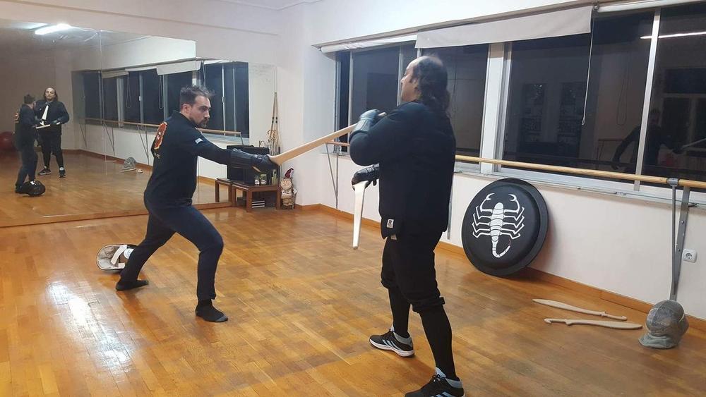 Paired Sword Bout | Athens Hoplites Project Paired sword exercise supervised during an Athens Hoplites class