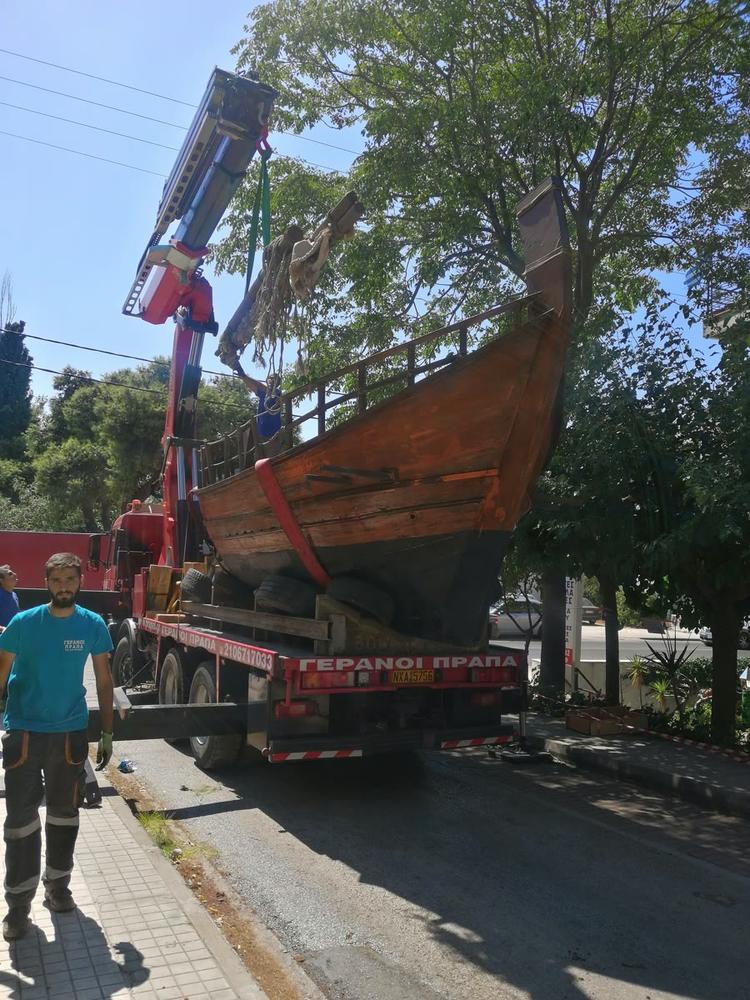 Relocation and Setup | Archaeopolis Olkas Ship Crane and crew relocating the Archaeopolis Olkas ship