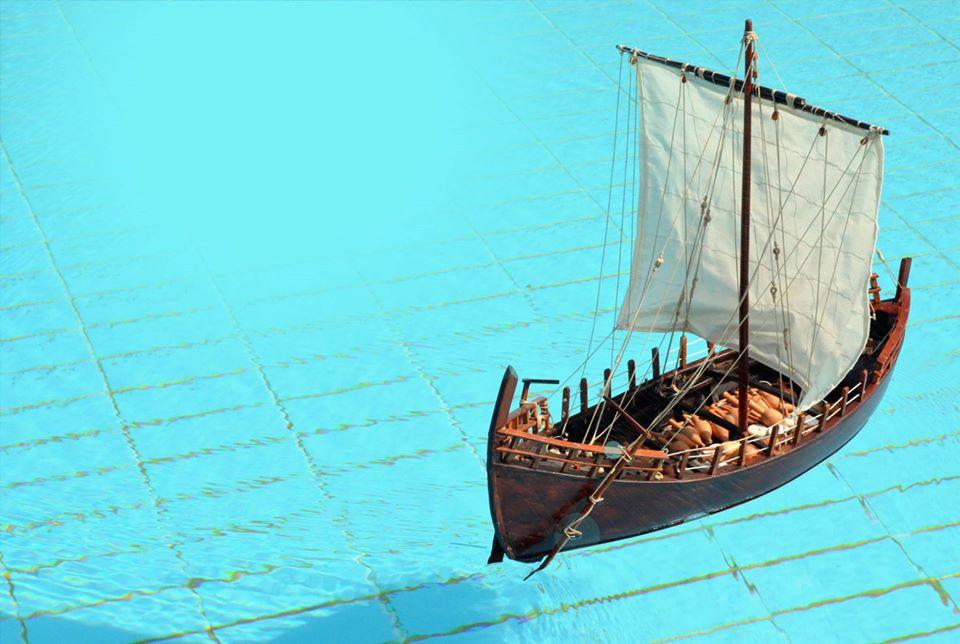 Kyrenia Ship Research Reference | Ancient Greek Merchant Vessel Research model of the ancient Kyrenia merchant ship showing its hull, square sail, rigging and amphora cargo